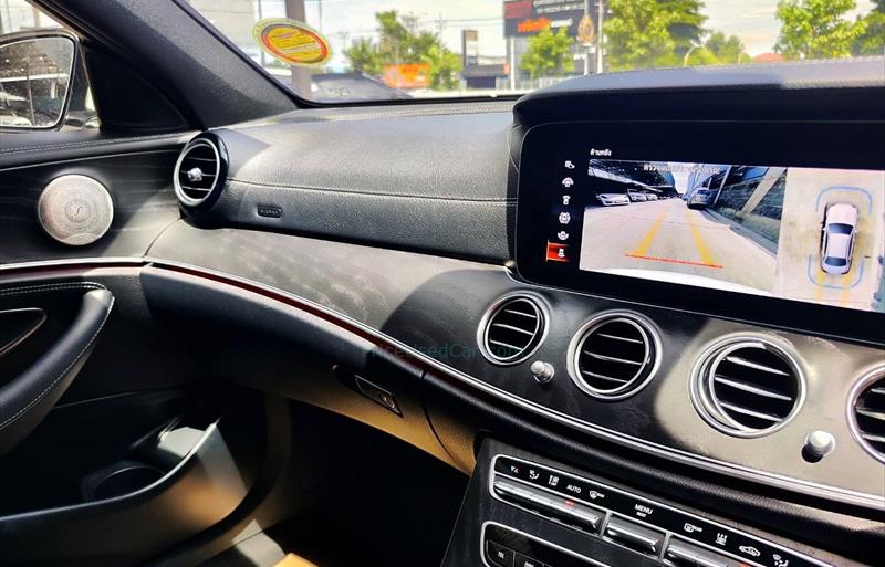 ขายรถเก๋งมือสอง-mercedes-benz-เมอร์เซเดสเบนซ์-e300-อีสามศูนย์ศูนย์-รถปี2022-รหัส78096-102ce592.jpg ขายรถเก๋งมือสอง-mercedes-benz-เมอร์เซเดสเบนซ์-e300-อีสามศูนย์ศูนย์-รถปี2022-รหัส78096-102ce592.jpg