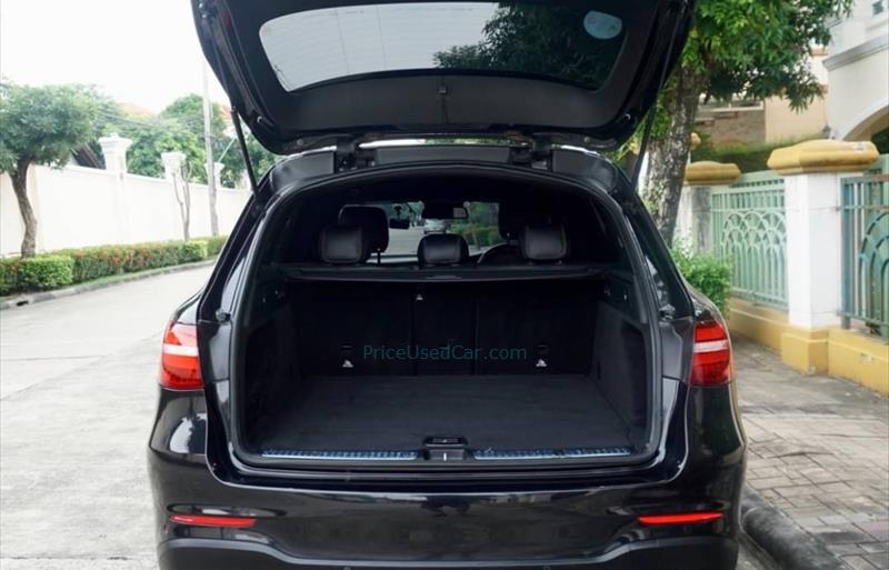 ขายรถเก๋งมือสอง-mercedes-benz-เมอร์เซเดสเบนซ์-glc250-จีแอลซีสองห้าศูนย์-รถปี2017-รหัส78113-12026b76.jpg ขายรถเก๋งมือสอง-mercedes-benz-เมอร์เซเดสเบนซ์-glc250-จีแอลซีสองห้าศูนย์-รถปี2017-รหัส78113-12026b76.jpg