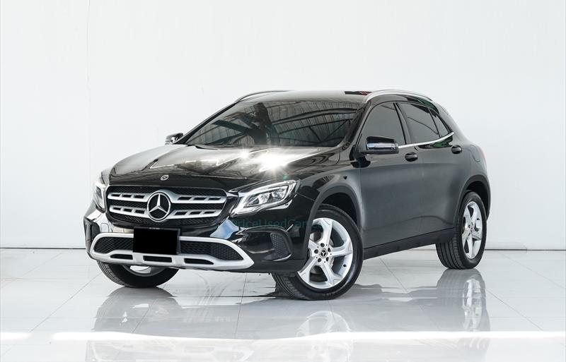 รถเก๋งมือสอง MERCEDES BENZ CLA200 รถปี 2021 รถเก๋งมือสอง MERCEDES BENZ CLA200 รถปี 2021