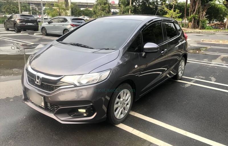 รถเก๋งมือสอง HONDA JAZZ รถปี 2018