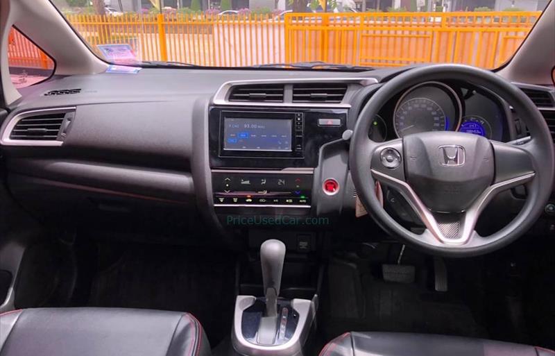 ขายรถเก๋งมือสอง honda jazz รถปี2020 รหัส 78254 รูปที่9