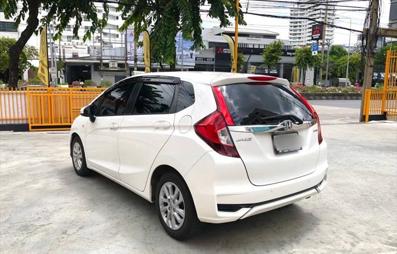 ขายรถเก๋งมือสอง-honda-ฮอนด้า-jazz-แจ๊ส-รถปี2020-รหัส78254-4c4f7d73.jpg ขายรถเก๋งมือสอง-honda-ฮอนด้า-jazz-แจ๊ส-รถปี2020-รหัส78254-4c4f7d73.jpg