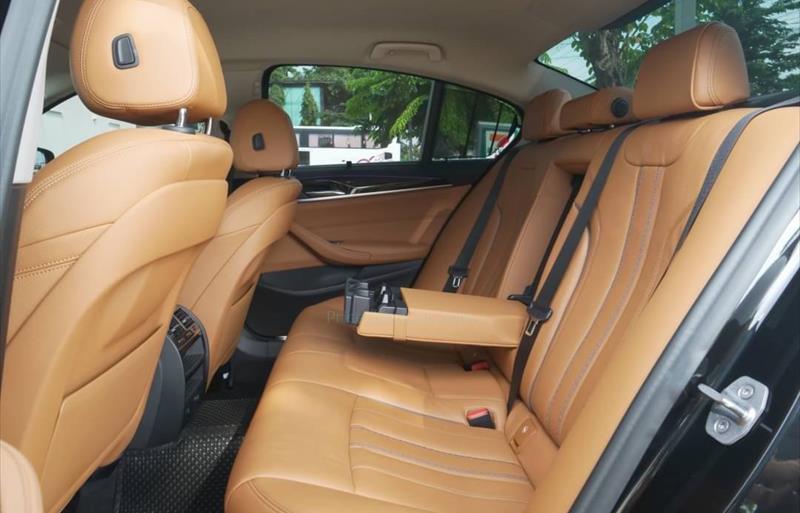 ขายรถเก๋งมือสอง-bmw-บีเอ็มดับบลิว-530i-รถปี2018-รหัส78262-945c9ce2.jpg ขายรถเก๋งมือสอง-bmw-บีเอ็มดับบลิว-530i-รถปี2018-รหัส78262-945c9ce2.jpg