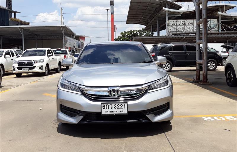 ขายรถเก๋งมือสอง-honda-ฮอนด้า-accord-แอคคอร์ด-รถปี2017-รหัส78294-cb44c4ea.jpg ขายรถเก๋งมือสอง-honda-ฮอนด้า-accord-แอคคอร์ด-รถปี2017-รหัส78294-cb44c4ea.jpg