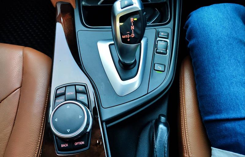 ขายรถเก๋งมือสอง-bmw-บีเอ็มดับบลิว-series-3-ซีรี่ย์3-รถปี2017-รหัส78310-7dd38337.jpg ขายรถเก๋งมือสอง-bmw-บีเอ็มดับบลิว-series-3-ซีรี่ย์3-รถปี2017-รหัส78310-7dd38337.jpg