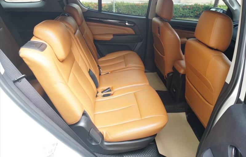 ขายรถ-suv-มือสอง-isuzu-อีซูซุ-mu-x-มิวเอ็กซ์-รถปี2016-รหัส78314-f08e028e.jpg ขายรถ-suv-มือสอง-isuzu-อีซูซุ-mu-x-มิวเอ็กซ์-รถปี2016-รหัส78314-f08e028e.jpg