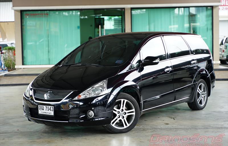รถตู้มือสอง MITSUBISHI SPACE WAGON รถปี 2011