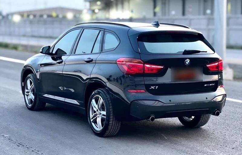 ขายรถ-suv-มือสอง-bmw-บีเอ็มดับบลิว-x1-เอ็กซ์1-รถปี2020-รหัส78386-05bc020e.jpg ขายรถ-suv-มือสอง-bmw-บีเอ็มดับบลิว-x1-เอ็กซ์1-รถปี2020-รหัส78386-05bc020e.jpg