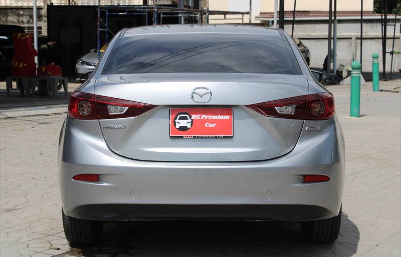 ขายรถเก๋งมือสอง-mazda-มาสด้า-3-สาม-รถปี2018-รหัส78407-b3356a8f.jpg ขายรถเก๋งมือสอง-mazda-มาสด้า-3-สาม-รถปี2018-รหัส78407-b3356a8f.jpg