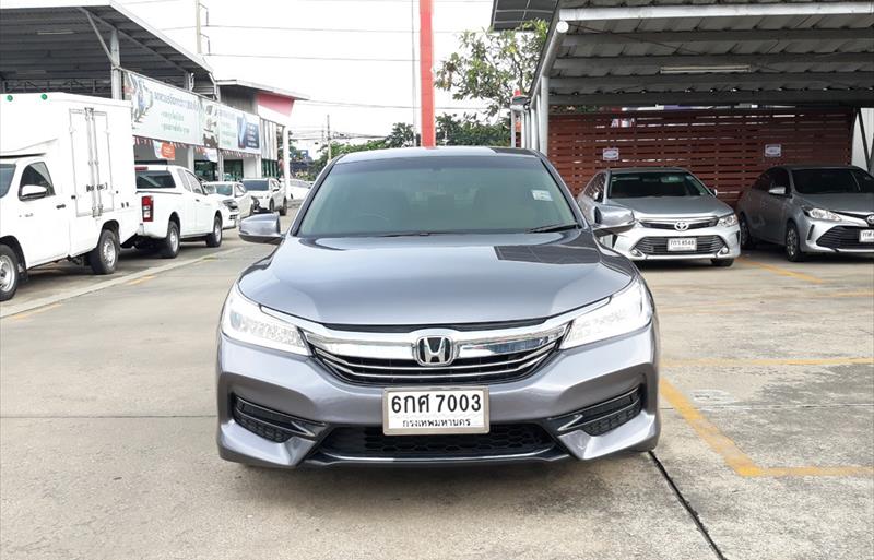 ขายรถเก๋งมือสอง honda accord รถปี2017 รหัส 78409 รูปที่2