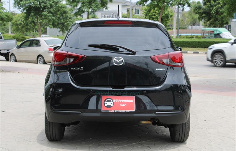 ขายรถเก๋งมือสอง-mazda-มาสด้า-2-สอง-รถปี2022-รหัส78481-13b4372e.jpg ขายรถเก๋งมือสอง-mazda-มาสด้า-2-สอง-รถปี2022-รหัส78481-13b4372e.jpg