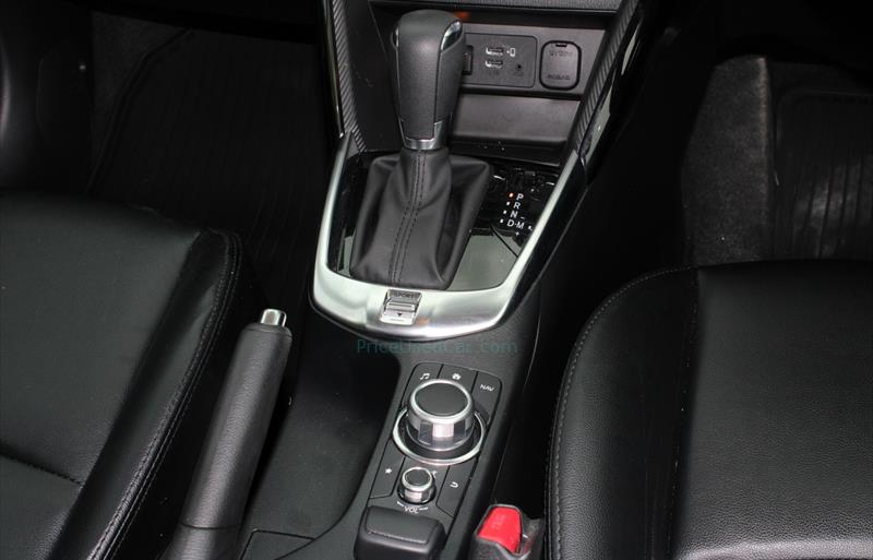 ขายรถเก๋งมือสอง-mazda-มาสด้า-2-สอง-รถปี2022-รหัส78481-d05222fd.jpg ขายรถเก๋งมือสอง-mazda-มาสด้า-2-สอง-รถปี2022-รหัส78481-d05222fd.jpg