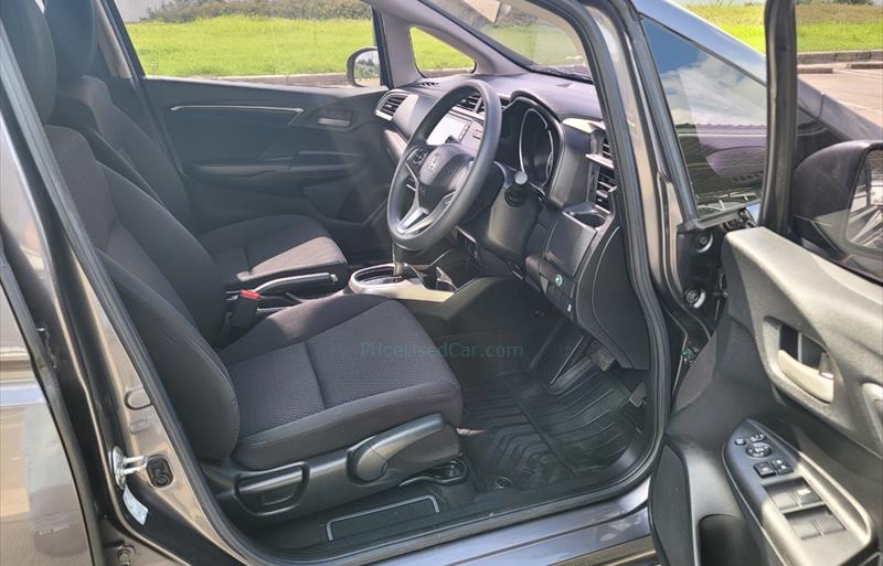 ขายรถเก๋งมือสอง-honda-ฮอนด้า-jazz-แจ๊ส-รถปี2020-รหัส78488-2a343883.jpg ขายรถเก๋งมือสอง-honda-ฮอนด้า-jazz-แจ๊ส-รถปี2020-รหัส78488-2a343883.jpg