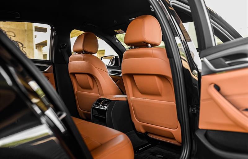 ขายรถเก๋งมือสอง-bmw-บีเอ็มดับบลิว-520d-ห้าสองศูนย์ดี-รถปี2018-รหัส78506-3714d3e8.jpg ขายรถเก๋งมือสอง-bmw-บีเอ็มดับบลิว-520d-ห้าสองศูนย์ดี-รถปี2018-รหัส78506-3714d3e8.jpg