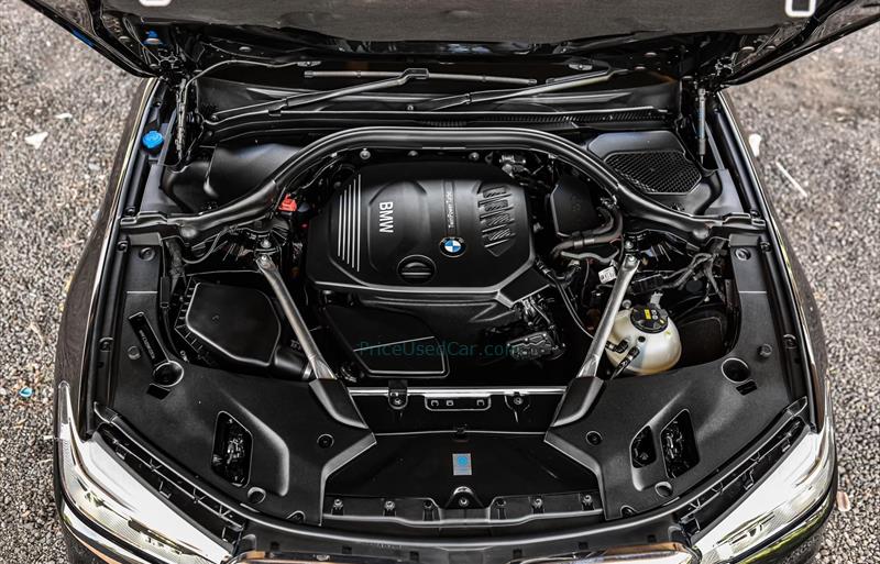 ขายรถเก๋งมือสอง-bmw-บีเอ็มดับบลิว-520d-ห้าสองศูนย์ดี-รถปี2018-รหัส78506-39e7f68c.jpg ขายรถเก๋งมือสอง-bmw-บีเอ็มดับบลิว-520d-ห้าสองศูนย์ดี-รถปี2018-รหัส78506-39e7f68c.jpg