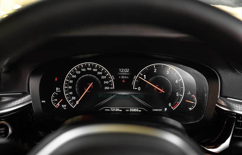 ขายรถเก๋งมือสอง-bmw-บีเอ็มดับบลิว-520d-ห้าสองศูนย์ดี-รถปี2018-รหัส78506-3a26c29f.jpg ขายรถเก๋งมือสอง-bmw-บีเอ็มดับบลิว-520d-ห้าสองศูนย์ดี-รถปี2018-รหัส78506-3a26c29f.jpg