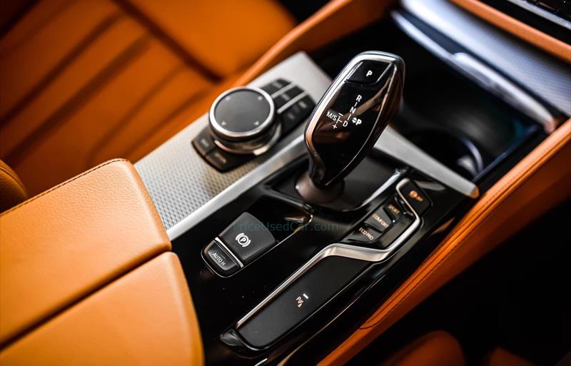 ขายรถเก๋งมือสอง-bmw-บีเอ็มดับบลิว-520d-ห้าสองศูนย์ดี-รถปี2018-รหัส78506-aca51171.jpg ขายรถเก๋งมือสอง-bmw-บีเอ็มดับบลิว-520d-ห้าสองศูนย์ดี-รถปี2018-รหัส78506-aca51171.jpg