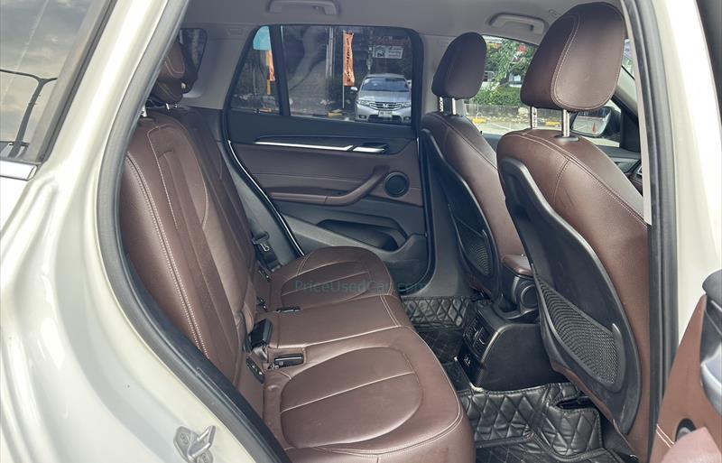ขายรถ-suv-มือสอง-bmw-บีเอ็มดับบลิว-x1-เอ็กซ์1-รถปี2022-รหัส78553-301efc9f.jpg ขายรถ-suv-มือสอง-bmw-บีเอ็มดับบลิว-x1-เอ็กซ์1-รถปี2022-รหัส78553-301efc9f.jpg