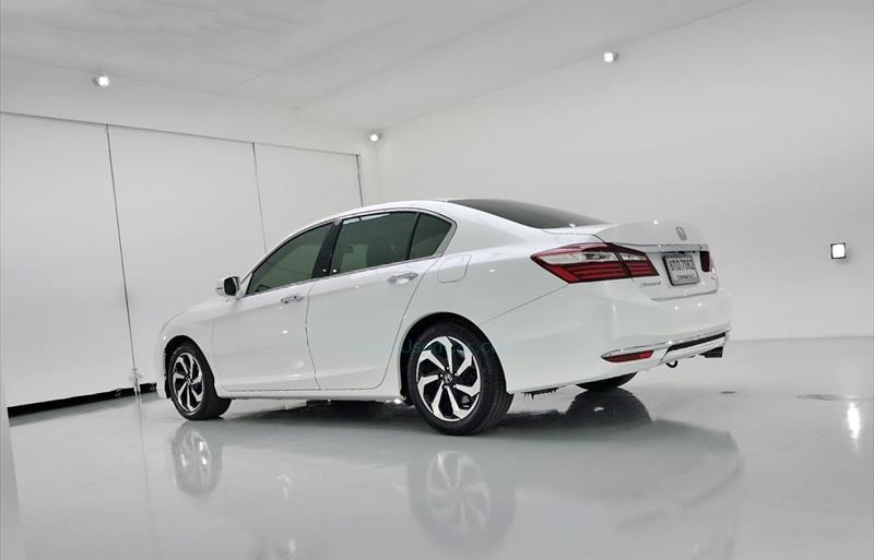 ขายรถเก๋งมือสอง honda accord รถปี2018 รหัส 78587 รูปที่3