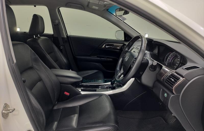 ขายรถเก๋งมือสอง-honda-ฮอนด้า-accord-แอคคอร์ด-รถปี2018-รหัส78587-153ca2d8.jpg ขายรถเก๋งมือสอง-honda-ฮอนด้า-accord-แอคคอร์ด-รถปี2018-รหัส78587-153ca2d8.jpg