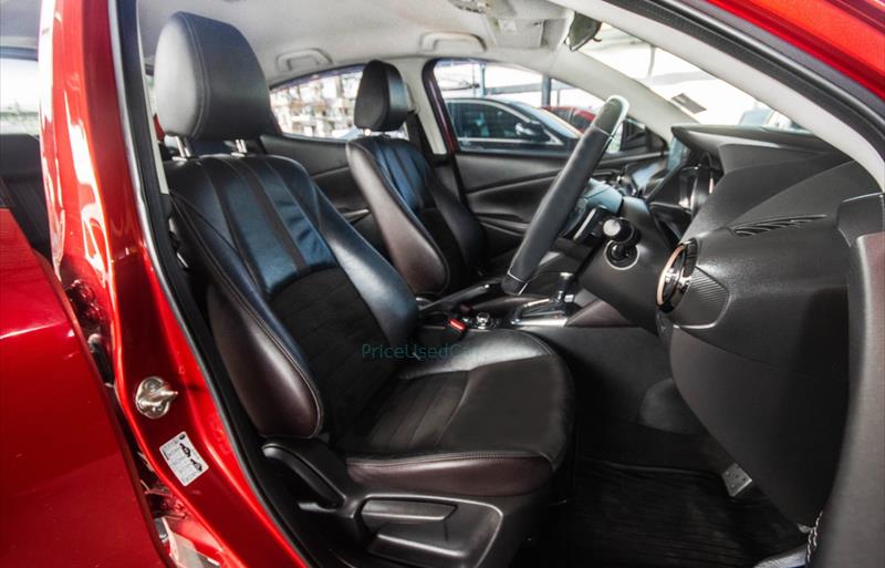ขายรถเก๋งมือสอง-mazda-มาสด้า-2-สอง-รถปี2018-รหัส78627-33b959fc.jpg ขายรถเก๋งมือสอง-mazda-มาสด้า-2-สอง-รถปี2018-รหัส78627-33b959fc.jpg