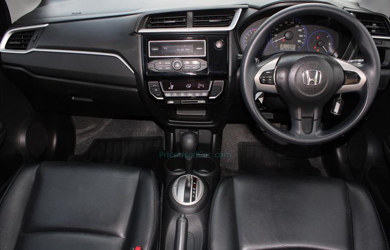 ขายรถเก๋งมือสอง-honda-ฮอนด้า-brio-amaze-บริโอ-อเมซ-รถปี2018-รหัส78676-e835693c.jpg ขายรถเก๋งมือสอง-honda-ฮอนด้า-brio-amaze-บริโอ-อเมซ-รถปี2018-รหัส78676-e835693c.jpg