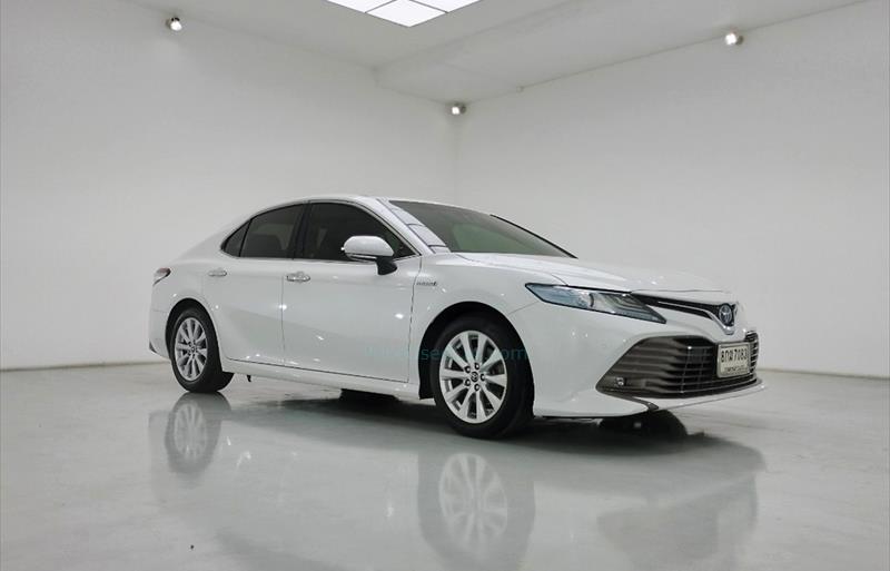 ขายรถเก๋งมือสอง-toyota-โตโยต้า-camry-คัมรี่-รถปี2018-รหัส78719-09593ebb.jpg ขายรถเก๋งมือสอง-toyota-โตโยต้า-camry-คัมรี่-รถปี2018-รหัส78719-09593ebb.jpg