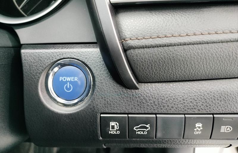 ขายรถเก๋งมือสอง-toyota-โตโยต้า-camry-คัมรี่-รถปี2018-รหัส78719-641e2e28.jpg ขายรถเก๋งมือสอง-toyota-โตโยต้า-camry-คัมรี่-รถปี2018-รหัส78719-641e2e28.jpg