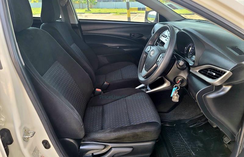 ขายรถเก๋งมือสอง toyota yaris-ativ รถปี2019 รหัส 78763 รูปที่11