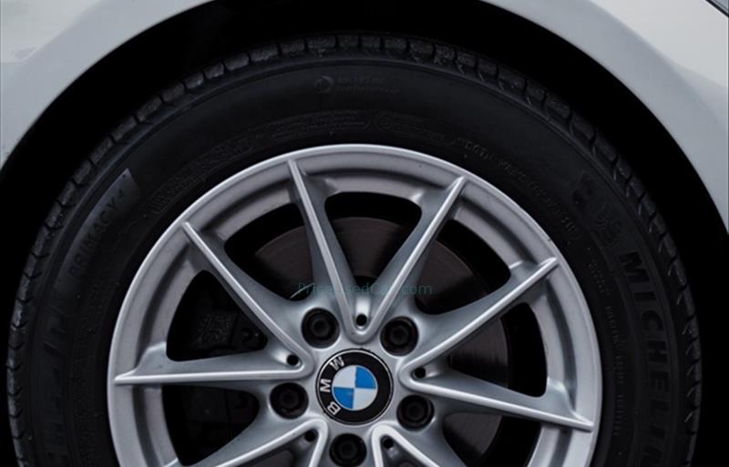 ขายรถเก๋งมือสอง-bmw-บีเอ็มดับบลิว-318i-รถปี2011-รหัส78774-01e389ea.jpg ขายรถเก๋งมือสอง-bmw-บีเอ็มดับบลิว-318i-รถปี2011-รหัส78774-01e389ea.jpg