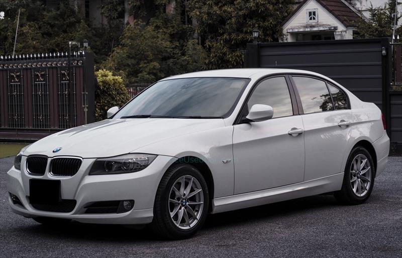 รถเก๋งมือสอง BMW 318i รถปี 2011