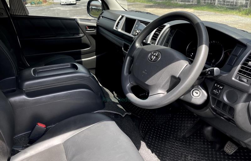ขายรถตู้มือสอง-toyota-โตโยต้า-ventury-เวนจูรี่-รถปี2018-รหัส78799-6d129a64.jpg ขายรถตู้มือสอง-toyota-โตโยต้า-ventury-เวนจูรี่-รถปี2018-รหัส78799-6d129a64.jpg