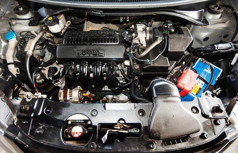 ขายรถ-suv-มือสอง-honda-ฮอนด้า-br-v-บีอาร์วี-รถปี2016-รหัส78817-7f19bd90.jpg ขายรถ-suv-มือสอง-honda-ฮอนด้า-br-v-บีอาร์วี-รถปี2016-รหัส78817-7f19bd90.jpg