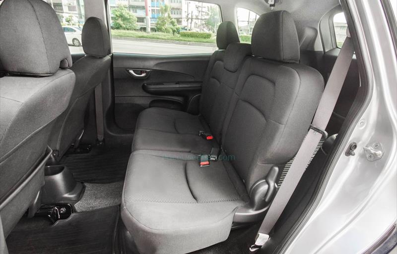 ขายรถ-suv-มือสอง-honda-ฮอนด้า-br-v-บีอาร์วี-รถปี2016-รหัส78817-c0fa4032.jpg ขายรถ-suv-มือสอง-honda-ฮอนด้า-br-v-บีอาร์วี-รถปี2016-รหัส78817-c0fa4032.jpg