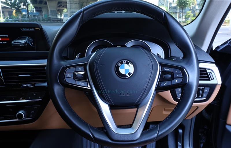 ขายรถเก๋งมือสอง bmw 530i รถปี2019 รหัส 78823 รูปที่8