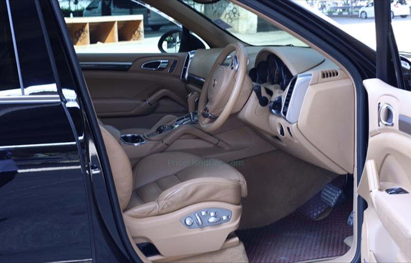 ขายรถ-suv-มือสอง-porsche-ปอร์เช่-cayenne-รถปี2012-รหัส78824-94daf262.jpg ขายรถ-suv-มือสอง-porsche-ปอร์เช่-cayenne-รถปี2012-รหัส78824-94daf262.jpg