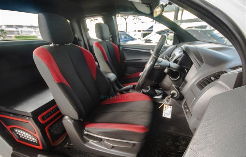 ขายรถกระบะมือสอง-isuzu-อีซูซุ-d-max-ดีแมคซ์-รถปี2014-รหัส78837-25167459.jpg ขายรถกระบะมือสอง-isuzu-อีซูซุ-d-max-ดีแมคซ์-รถปี2014-รหัส78837-25167459.jpg
