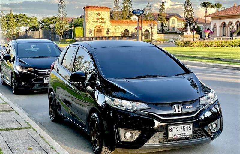 รถเก๋งมือสอง HONDA JAZZ รถปี 2017