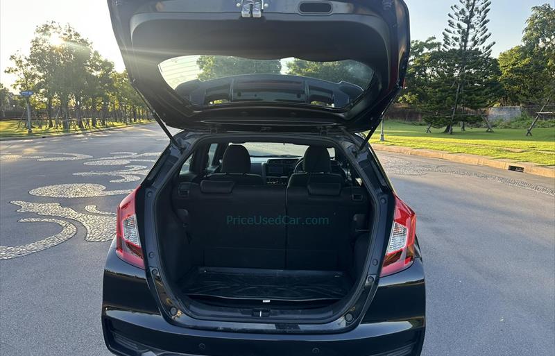 ขายรถเก๋งมือสอง-honda-ฮอนด้า-jazz-แจ๊ส-รถปี2019-รหัส78863-e6cacf30.jpg ขายรถเก๋งมือสอง-honda-ฮอนด้า-jazz-แจ๊ส-รถปี2019-รหัส78863-e6cacf30.jpg