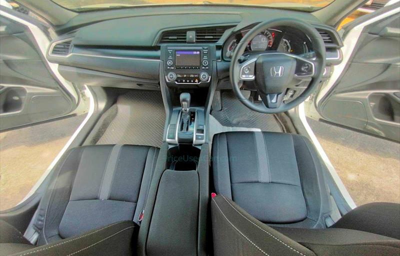 ขายรถเก๋งมือสอง-honda-ฮอนด้า-civic-ซีวิค-รถปี2019-รหัส78921-7596ff26.jpg ขายรถเก๋งมือสอง-honda-ฮอนด้า-civic-ซีวิค-รถปี2019-รหัส78921-7596ff26.jpg