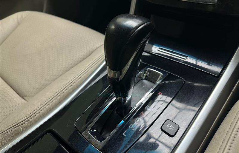 ขายรถเก๋งมือสอง-honda-ฮอนด้า-accord-แอคคอร์ด-รถปี2017-รหัส78927-c56e5421.jpg ขายรถเก๋งมือสอง-honda-ฮอนด้า-accord-แอคคอร์ด-รถปี2017-รหัส78927-c56e5421.jpg