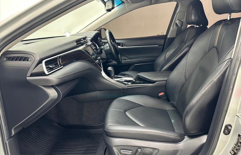ขายรถเก๋งมือสอง-toyota-โตโยต้า-camry-คัมรี่-รถปี2019-รหัส78943-e6fe1baa.jpg ขายรถเก๋งมือสอง-toyota-โตโยต้า-camry-คัมรี่-รถปี2019-รหัส78943-e6fe1baa.jpg