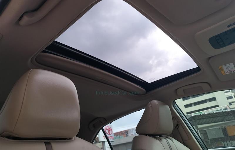 ขายรถเก๋งมือสอง-toyota-โตโยต้า-camry-คัมรี่-รถปี2020-รหัส78952-2656b348.jpg ขายรถเก๋งมือสอง-toyota-โตโยต้า-camry-คัมรี่-รถปี2020-รหัส78952-2656b348.jpg