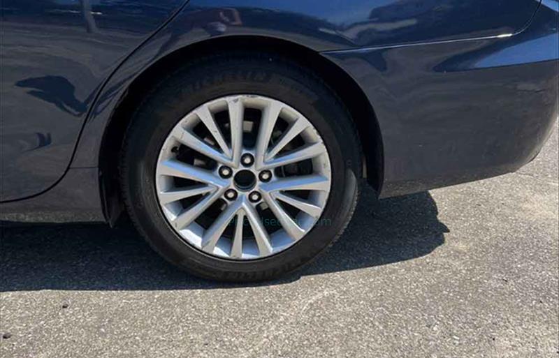 ขายรถเก๋งมือสอง-toyota-โตโยต้า-camry-คัมรี่-รถปี2015-รหัส78958-d428588d.jpg ขายรถเก๋งมือสอง-toyota-โตโยต้า-camry-คัมรี่-รถปี2015-รหัส78958-d428588d.jpg