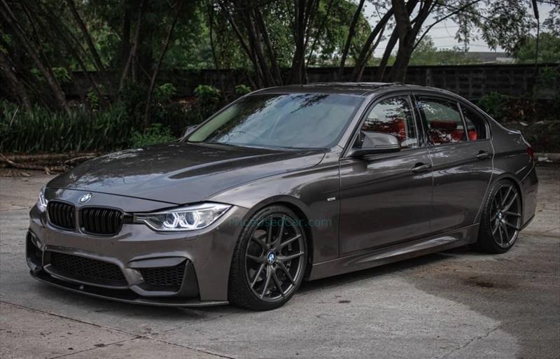 รถเก๋งมือสอง BMW 320d รถปี 2014