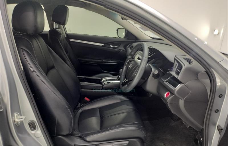 ขายรถเก๋งมือสอง-honda-ฮอนด้า-civic-ซีวิค-รถปี2020-รหัส78996-33f27546.jpg ขายรถเก๋งมือสอง-honda-ฮอนด้า-civic-ซีวิค-รถปี2020-รหัส78996-33f27546.jpg