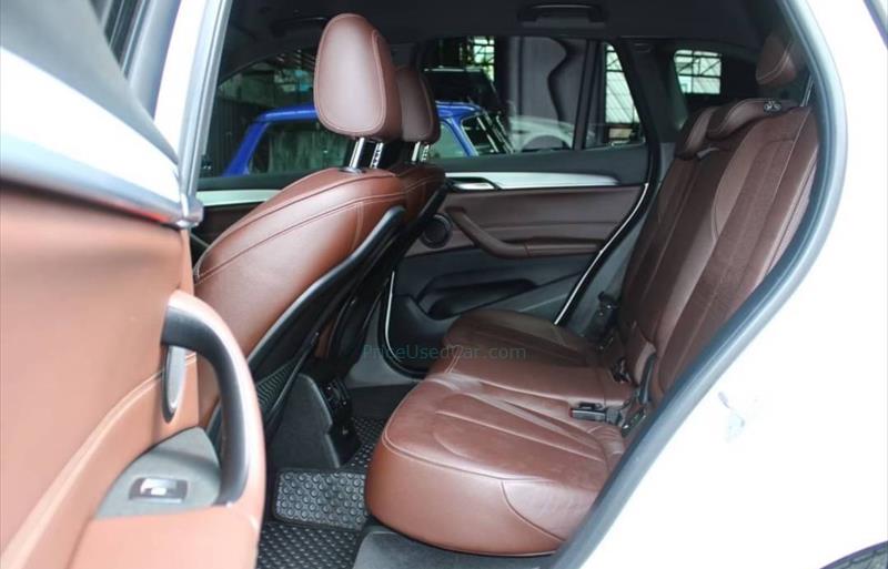 ขายรถ-suv-มือสอง-bmw-บีเอ็มดับบลิว-x1-เอ็กซ์1-รถปี2018-รหัส79002-52b42ff6.jpg ขายรถ-suv-มือสอง-bmw-บีเอ็มดับบลิว-x1-เอ็กซ์1-รถปี2018-รหัส79002-52b42ff6.jpg