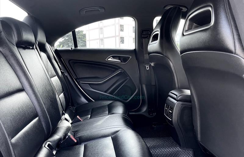 ขายรถเก๋งมือสอง-mercedes-benz-เมอร์เซเดสเบนซ์-cla200-รถปี2017-รหัส79007-01806829.jpg ขายรถเก๋งมือสอง-mercedes-benz-เมอร์เซเดสเบนซ์-cla200-รถปี2017-รหัส79007-01806829.jpg