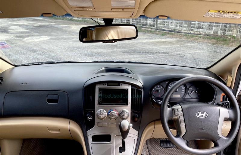 ขายรถตู้มือสอง-hyundai-ฮุนได-h-1-เอชวัน-รถปี2015-รหัส79014-83a2b037.jpg ขายรถตู้มือสอง-hyundai-ฮุนได-h-1-เอชวัน-รถปี2015-รหัส79014-83a2b037.jpg