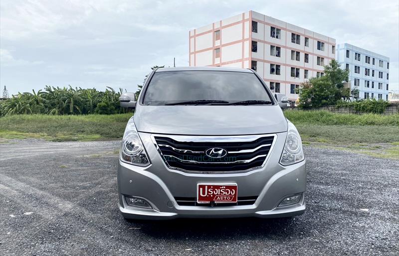 ขายรถตู้มือสอง-hyundai-ฮุนได-h-1-เอชวัน-รถปี2015-รหัส79014-ea8275a5.jpg ขายรถตู้มือสอง-hyundai-ฮุนได-h-1-เอชวัน-รถปี2015-รหัส79014-ea8275a5.jpg